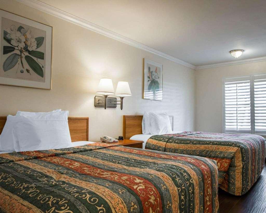 Econo Lodge Moreno Valley Værelse billede